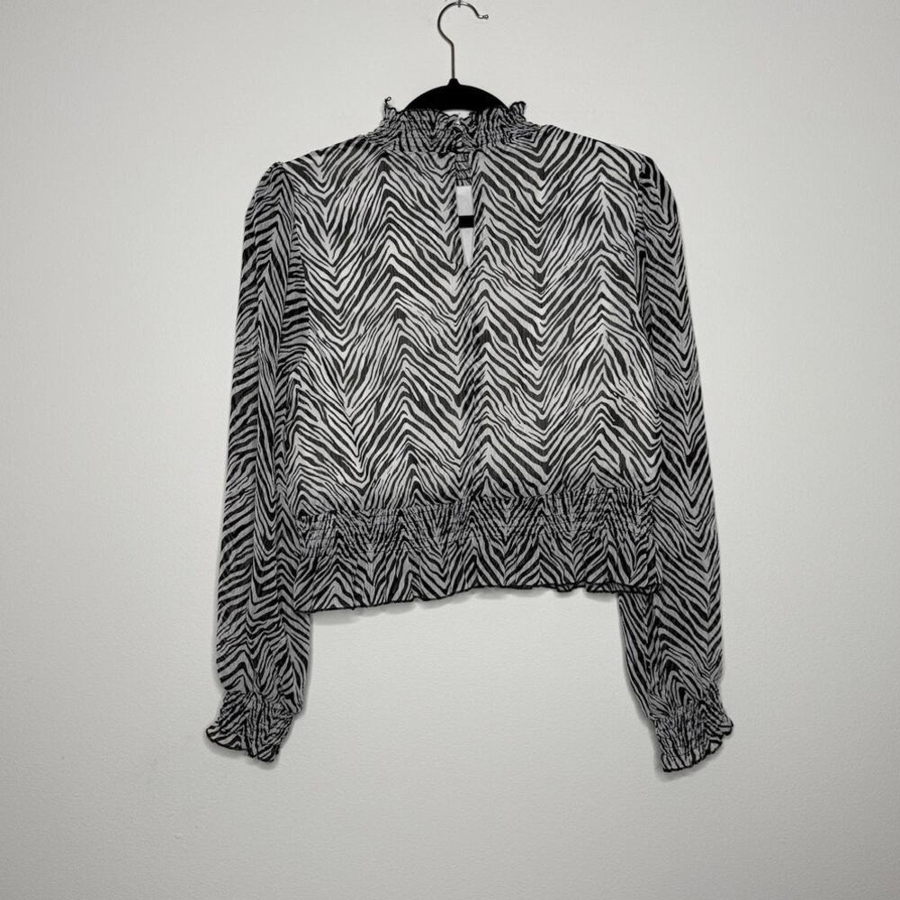 Zebra Print Smocked Mock Neck Blouse - NWT- Francesca's Size M - Picture 2 of 5
